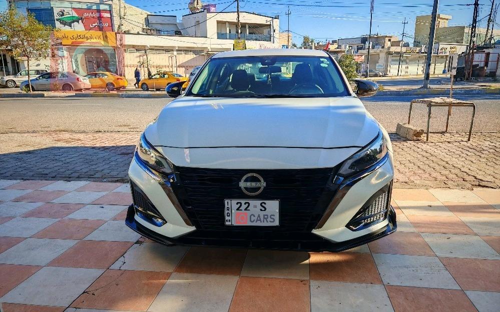 نيسان ألتيما